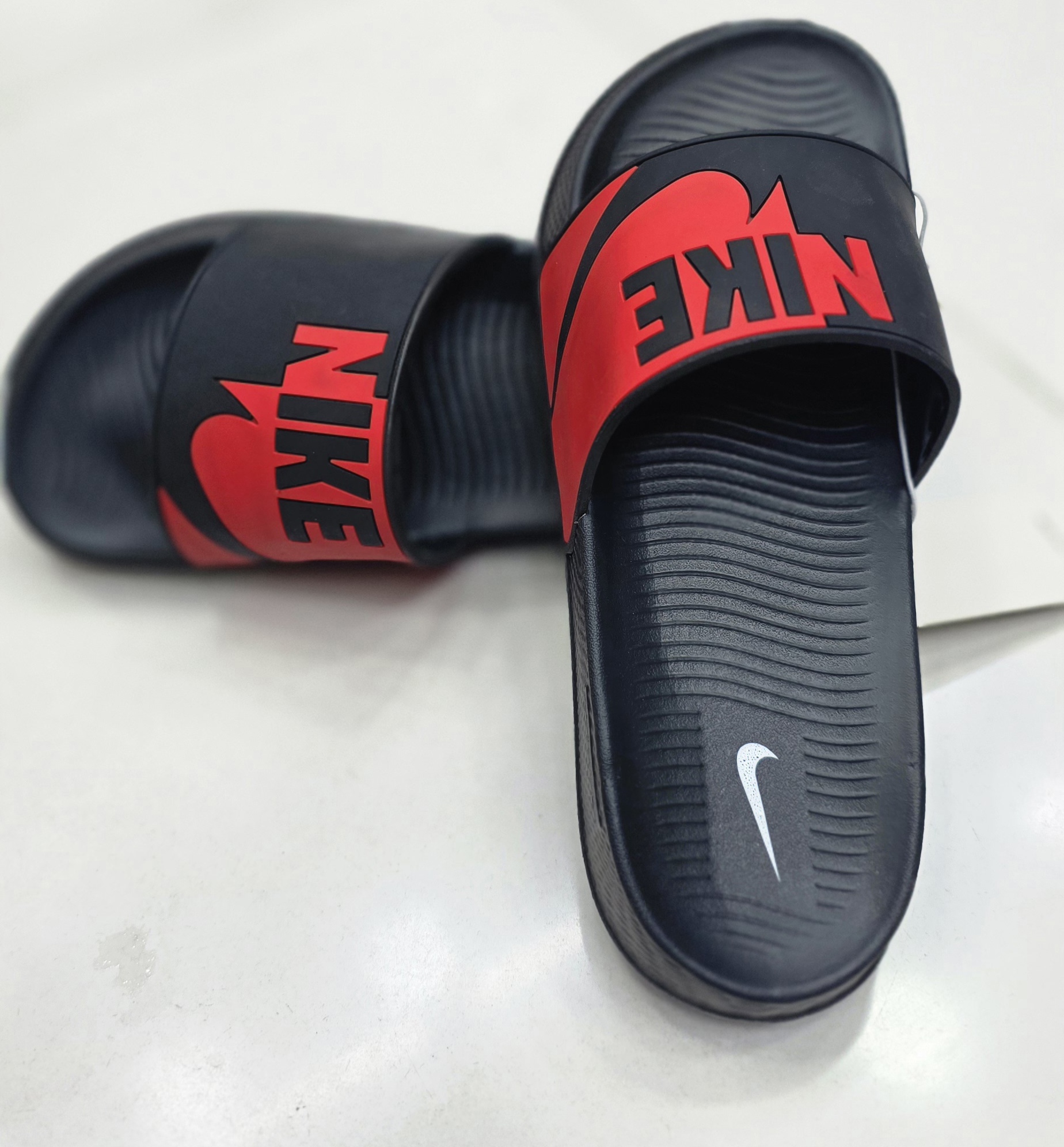 NIKE SLIDER